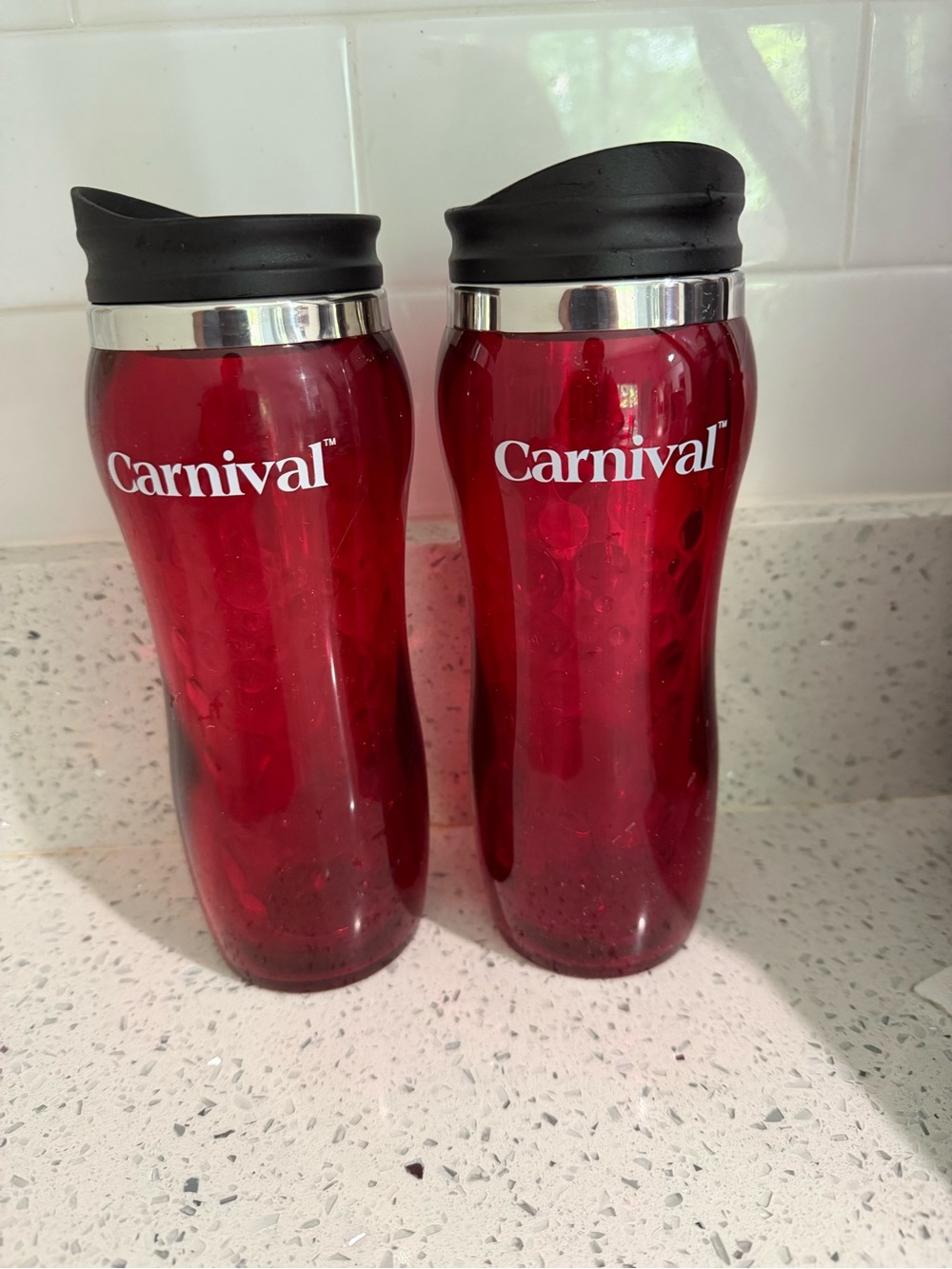 2 Red Carnival Cups